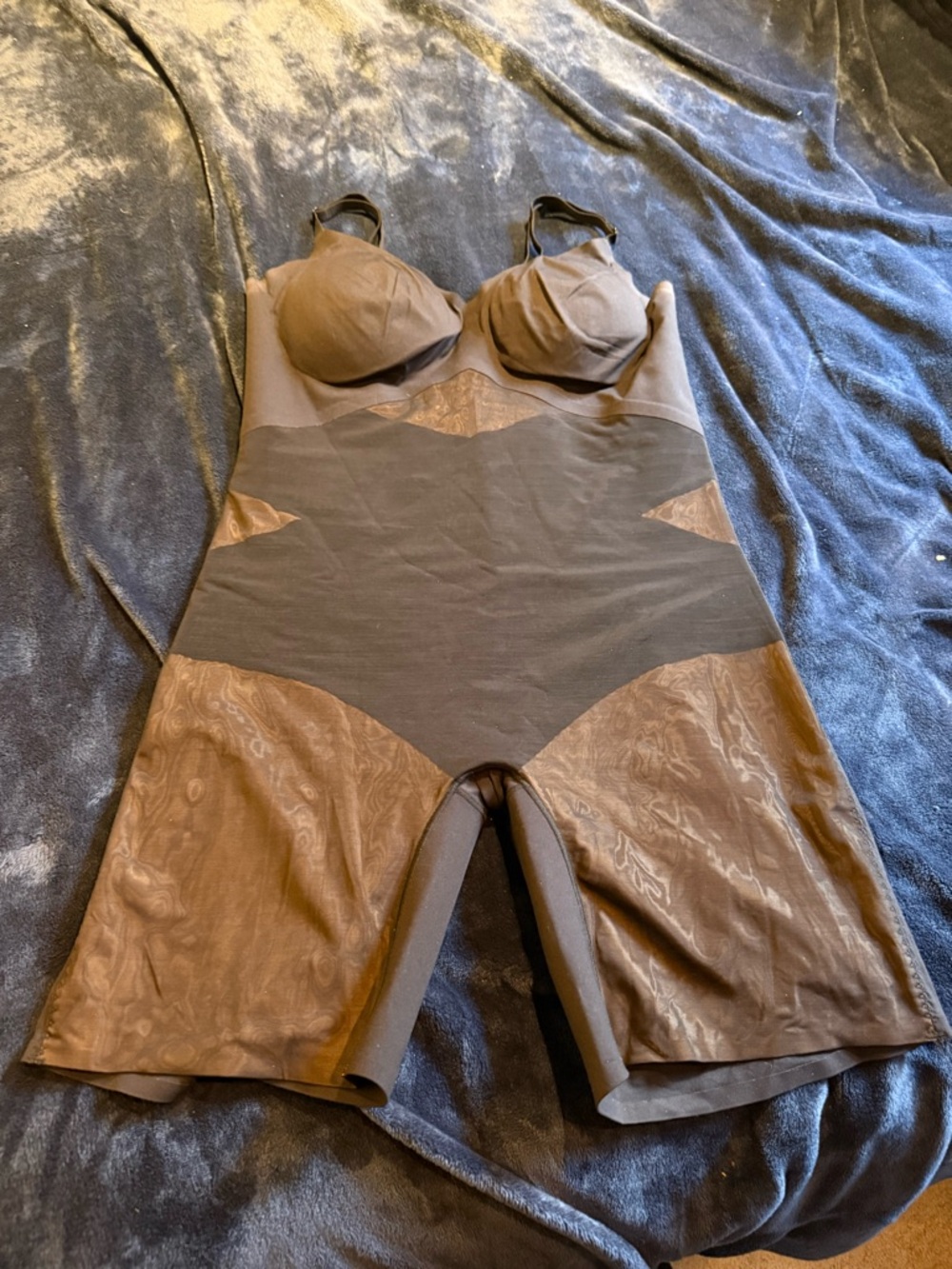 Sculpting Bodysuit Shapewear with Built-In Bra